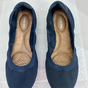 Lands' End Women's Navy Blue Mesh Ballet Flat Size 9.5